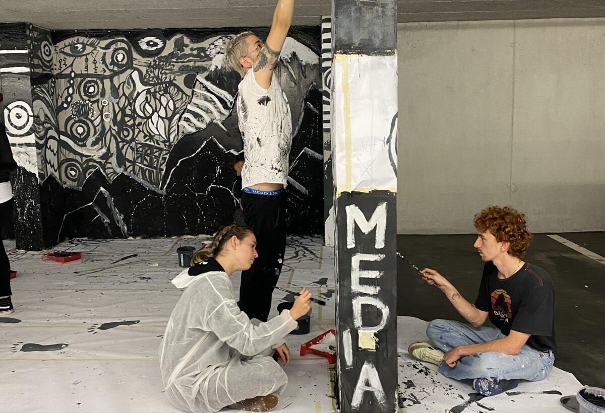 Fachbereich Gestaltung FHV | © ©fachbereich-gestaltung InterMedia Studierende bemalt Tiefgarage, Fachbereich Gestaltung FHV | © ©fachbereich-gestaltung
