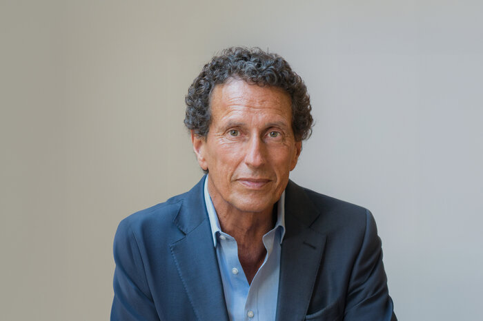 Julian Nida Rümmelin | © Diane von Schoen Julian Nida Rümmelin beim Business Summit als Referent | © Diane von Schoen