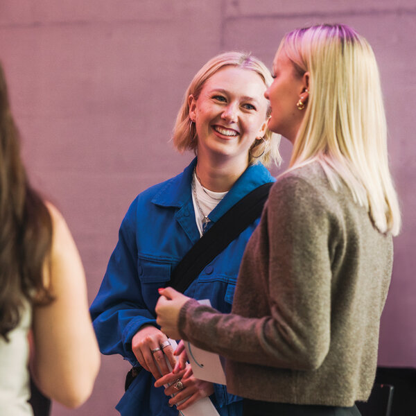 Komm auch du zum Technik-Treff für Frauen an der FHV: SheTech: Frauen* Technik Netzwerk | © FHV / Nina Bröll