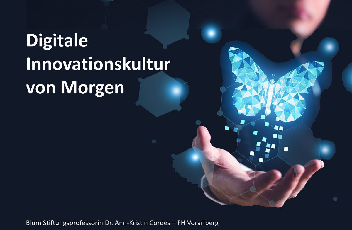 Digitaler Schmetterling auf der Hand | © FHV