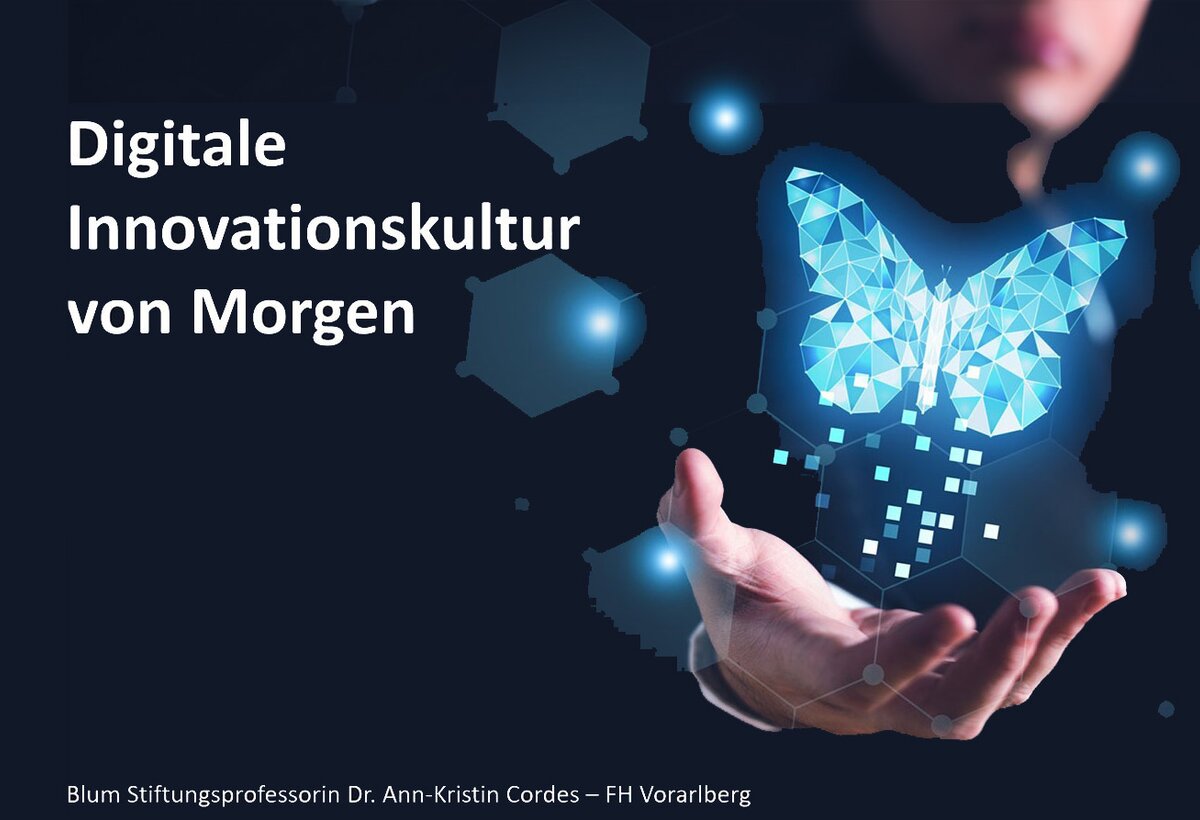 Digitaler Schmetterling auf der Hand