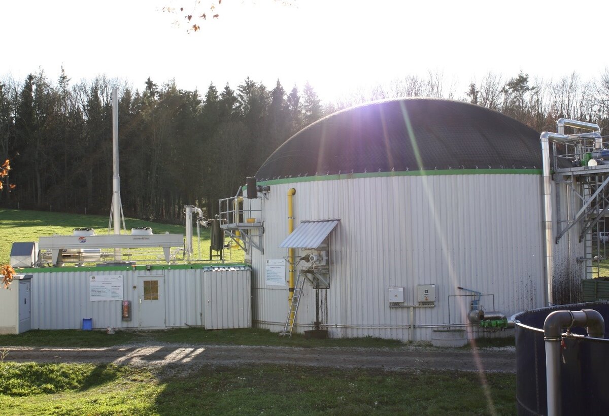 Biogasanlage im Freien