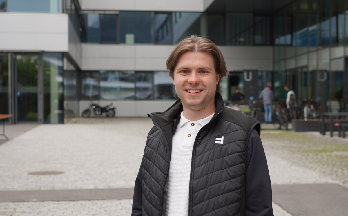 Portrait Nicolas Schmidle | © FHV