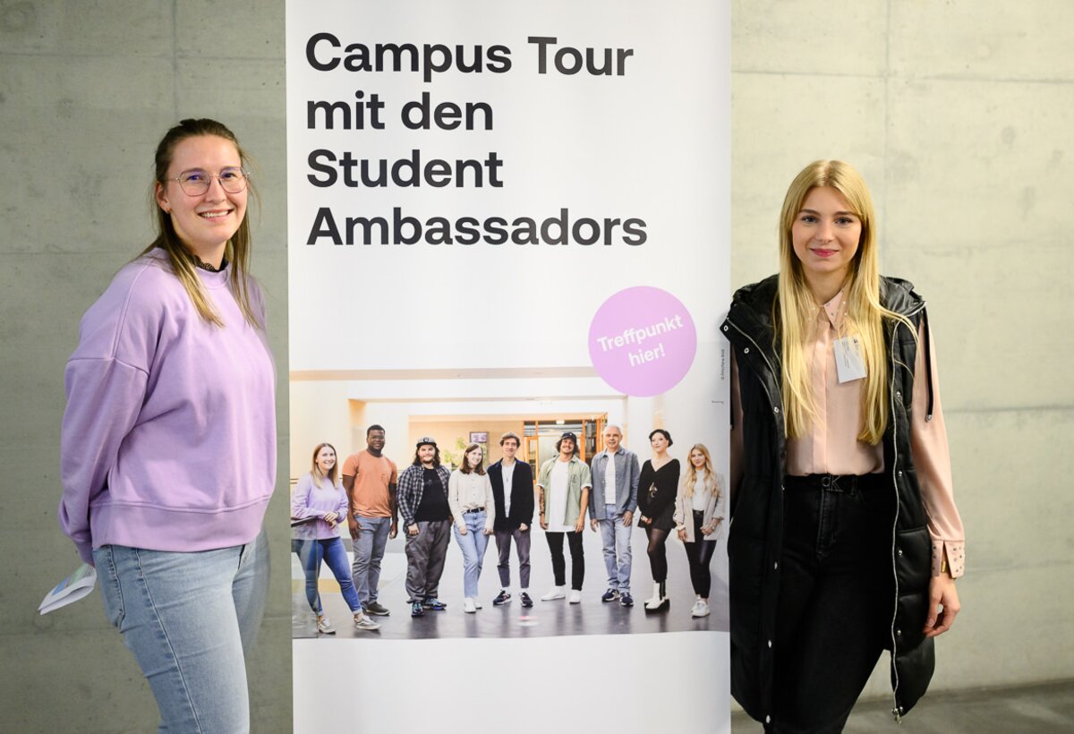 Gelegenheit den Campus kennenzulernen, gab es bei Führungen mit den Student Ambassadors | © FHV/Matthias Rhomberg