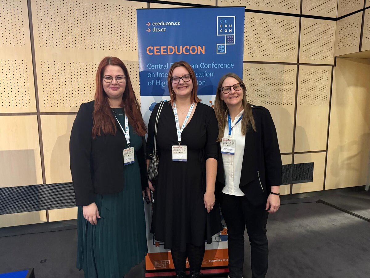 Teilnehmende bei der CEEDUCON 2025 | © Petra Vanîovaü