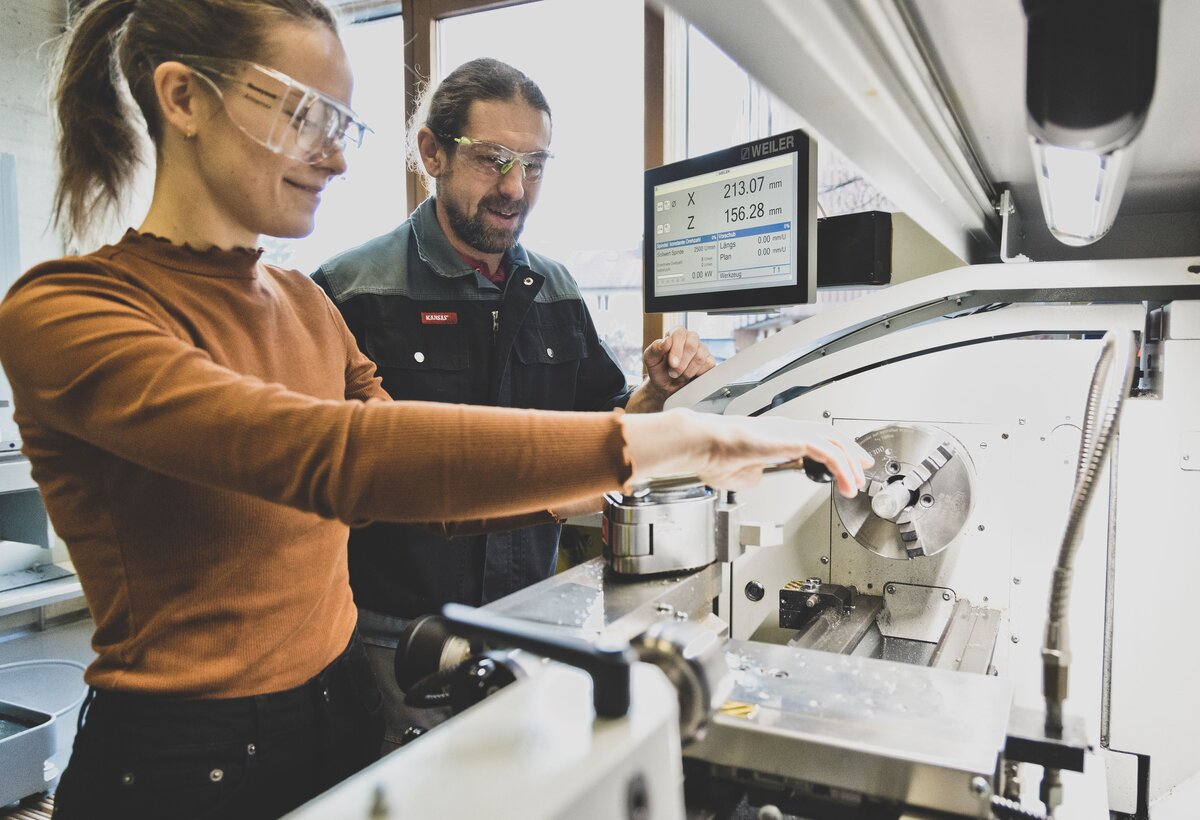 Die FHV bietet heute 25 Studienprogramme in Technik, Wirtschaft, Gestaltung sowie Soziales und Gesundheit.