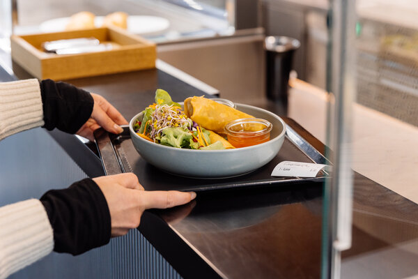 Asiatiasche Mittagsmenüs im Cafe Campus an der FHV | © FHV / Nina Bröll