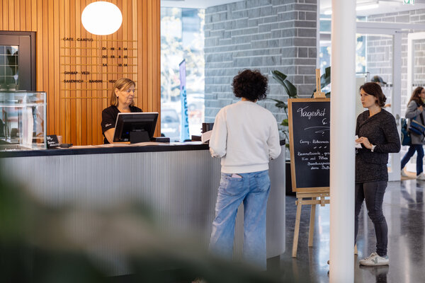 Das Cafe Campus an der FHV | © FHV / Nina Bröll