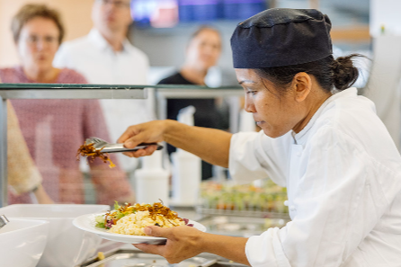 Die Mensa an der FHV bietet frische, regionale Speisen | © Ländlegastronomie