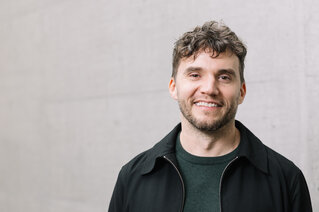 Das ist ein Mitarbeiterfoto von Berchtold Elias. | © FHV &amp; Nina Bröll