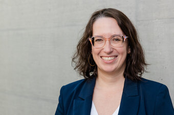 Mitarbeiterfoto von Roman Ines | © Nina Broell | FHV