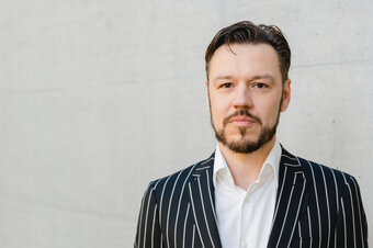 Mitarbeiterfoto von Fabian Rebitzer | © Nina Bröll / FHV