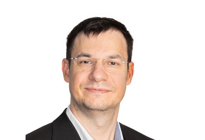 Staff photo of Zabrodsky Thomas