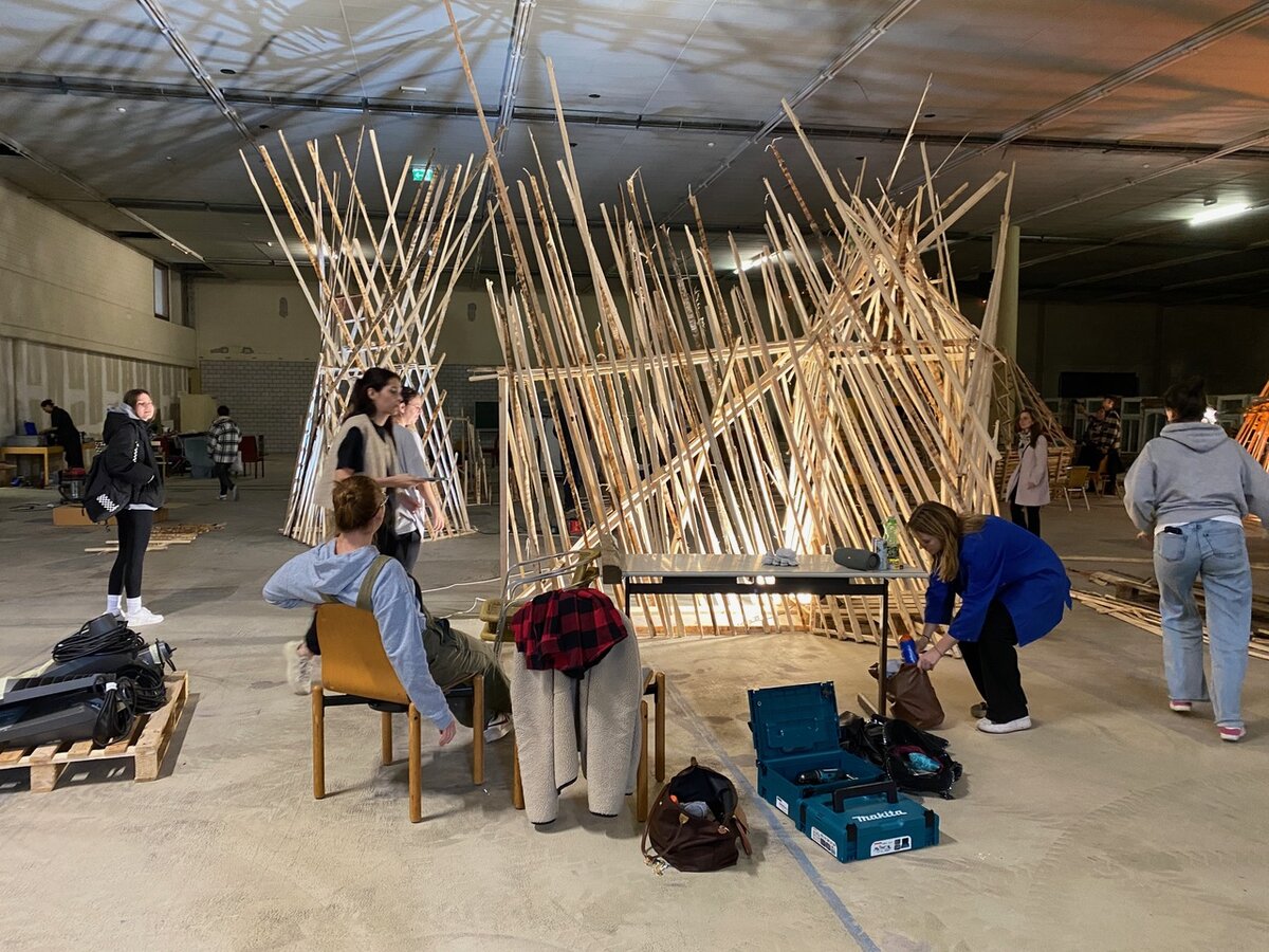 Studierende bauen auf | ©  ©Uwe Brückner