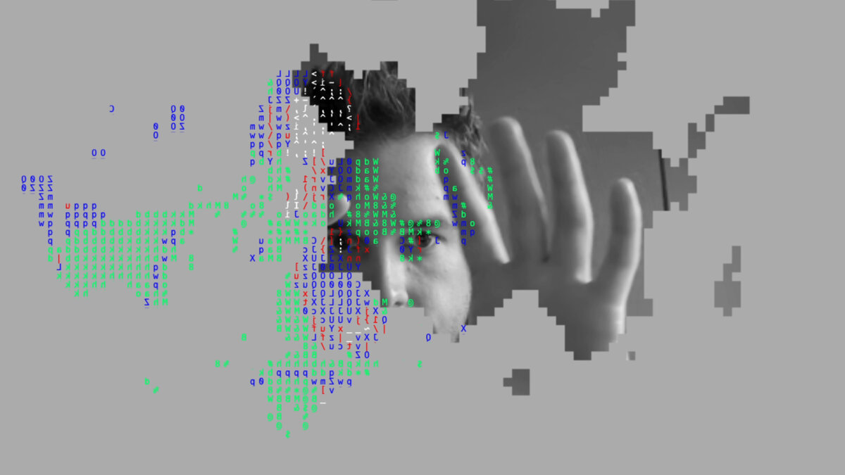 © ©Simon Fussenegger